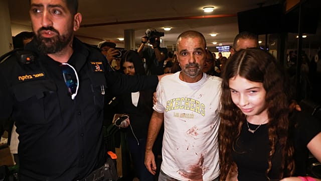 Enterprise Tech Shift: Netanyahu praises passengers who helped avert disaster on Israel-bound flight and the Scaling Frontier
