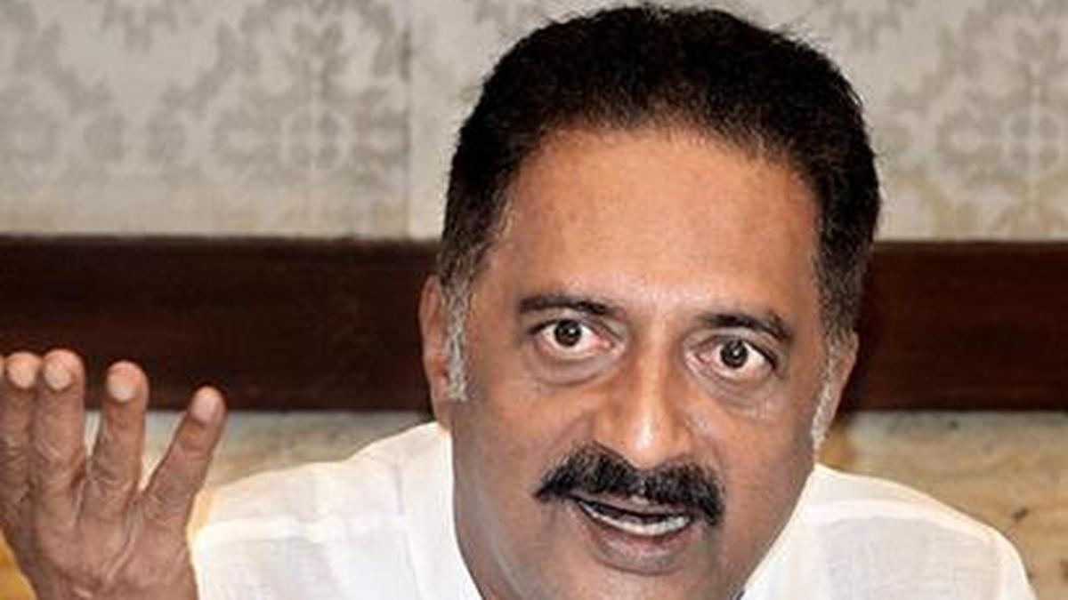Prakash Raj Demands Scrapping of Sir, Calls on Citizens to ‘hit the Streets