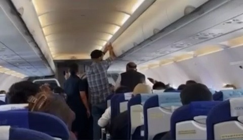 Three Mizo doctors save critically ill passenger on Delhi-Aizawl flight