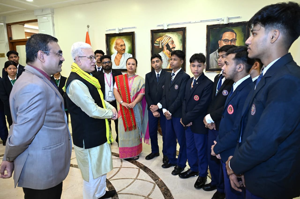 Tribal Students from Tripura Meet Maharashtra Governor During Mumbai Educational Tour