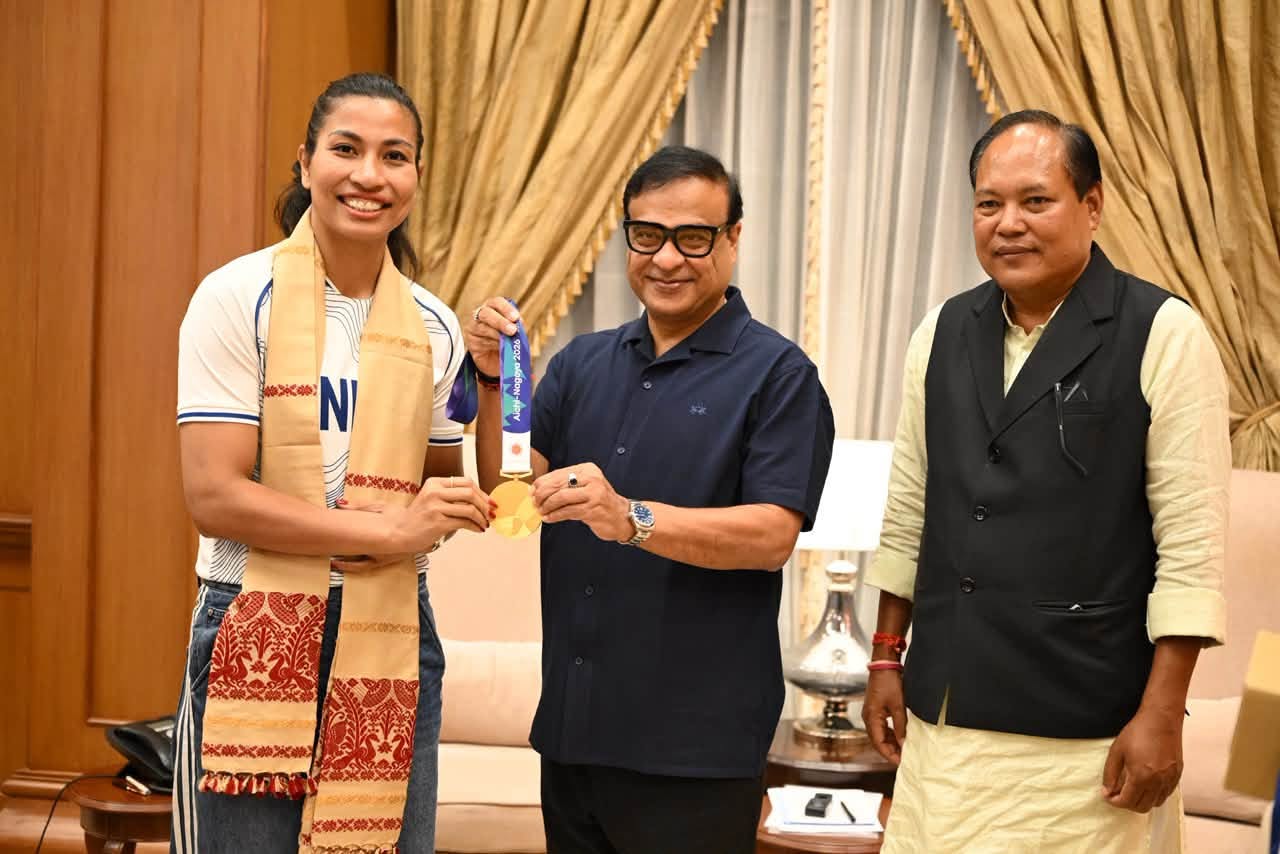 Assam CM Felicitates Gold Medallist Lovlina